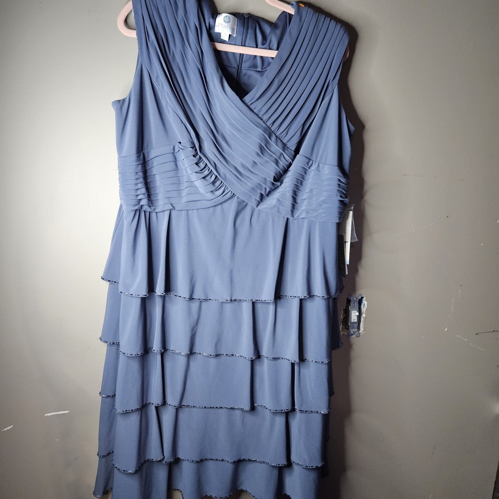 Women's Sleeveless Formal Blue Dress By Nordstrom Size 20W Ptp 24" Length 41"